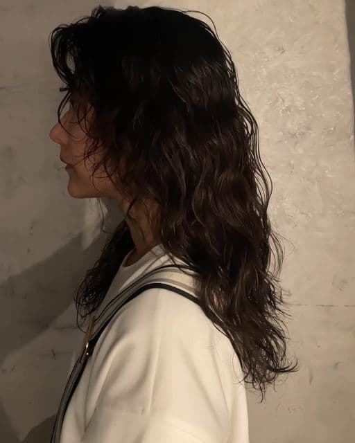 女生長髮、短瀏海、女生燙髮