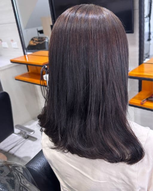 女生長髮、短瀏海、女生染髮