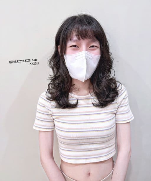 女生長髮、短瀏海、女生染髮