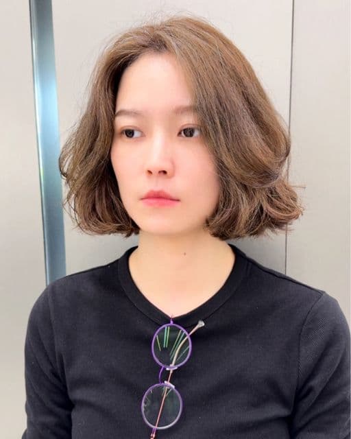 女生短髮、長瀏海、女生染髮