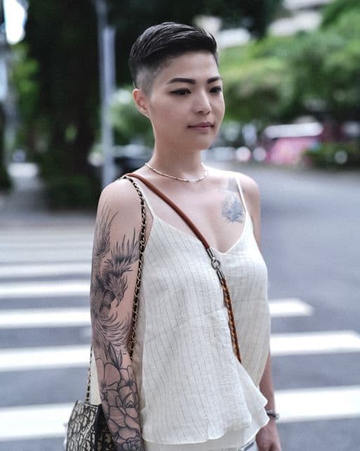 俐落短髮、女生捲髮、個性感女生短髮