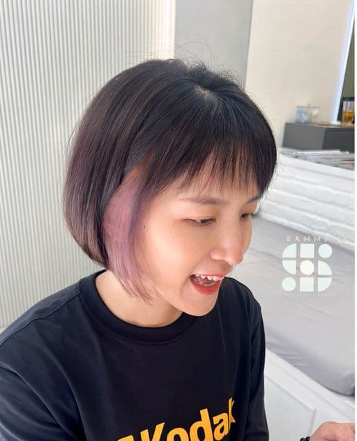 女生中長髮、短瀏海、女生染髮