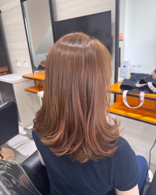 女生長髮、長瀏海、女生染髮