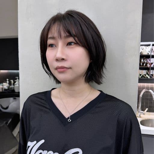 女生短髮、短瀏海、女生染髮