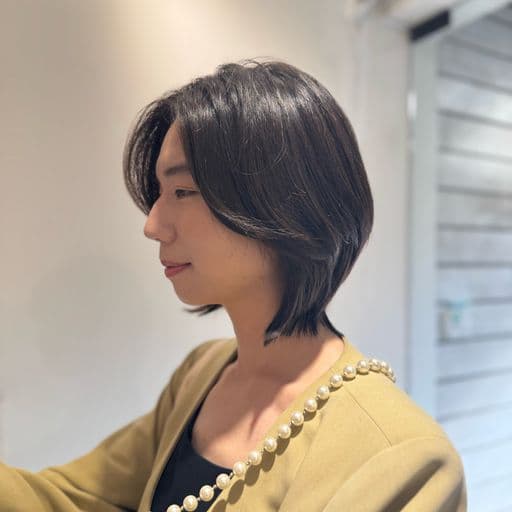 女生中長髮、長瀏海、女生染髮
