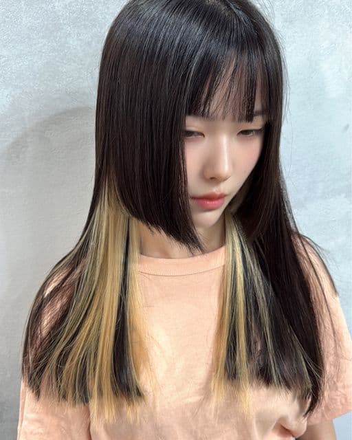女生長髮、短瀏海、女生染髮
