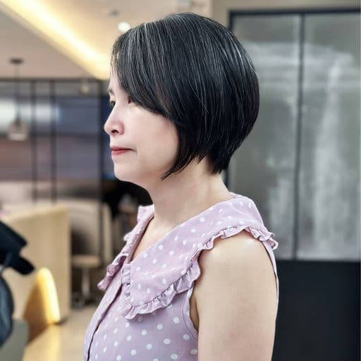 女生短髮、短瀏海、三角臉