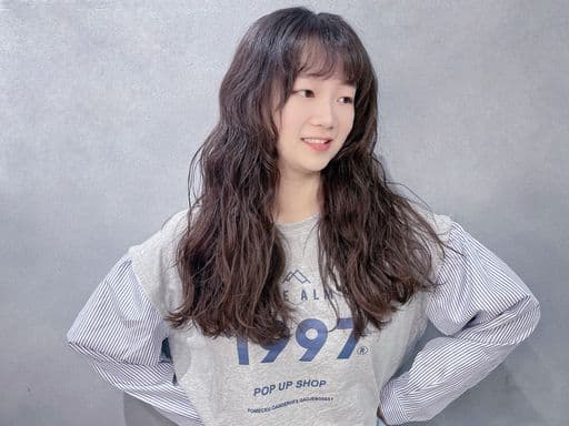 女生長髮、女生燙髮、溫塑燙