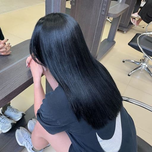 女生長髮、長瀏海、女生染髮