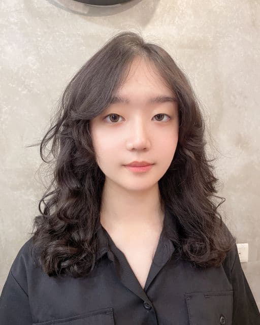 女生長髮、長瀏海、女生燙髮