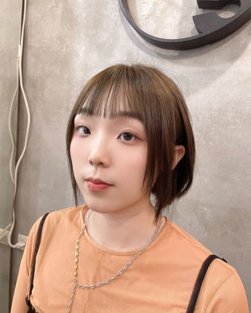 女生短髮、短瀏海、女生染髮