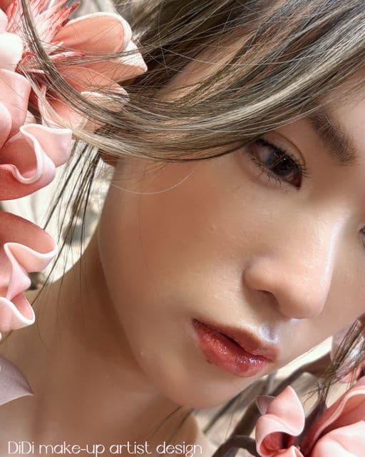 女生中長髮、長瀏海、電棒造型