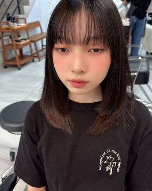 女生長髮、短瀏海、女生燙髮