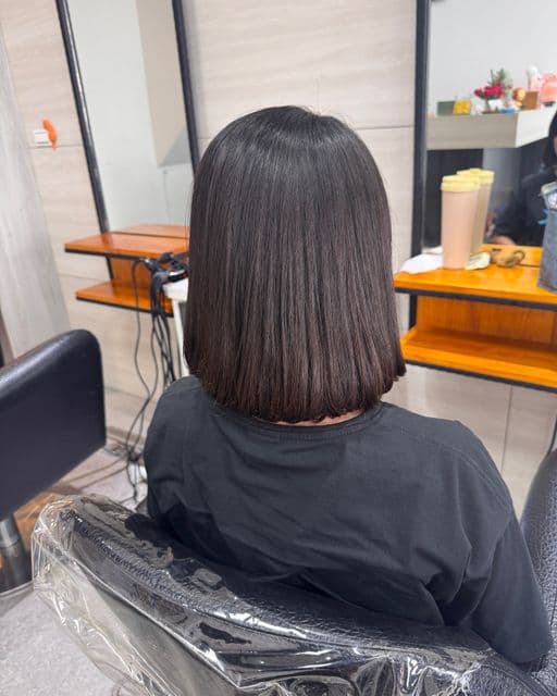 女生中長髮、長瀏海、女生燙髮