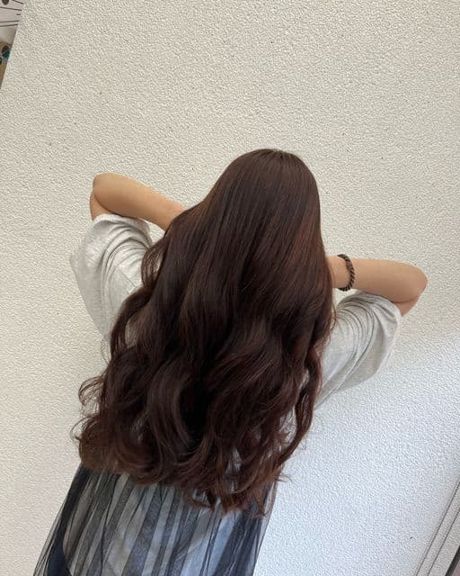 女生長髮、短瀏海、女生染髮