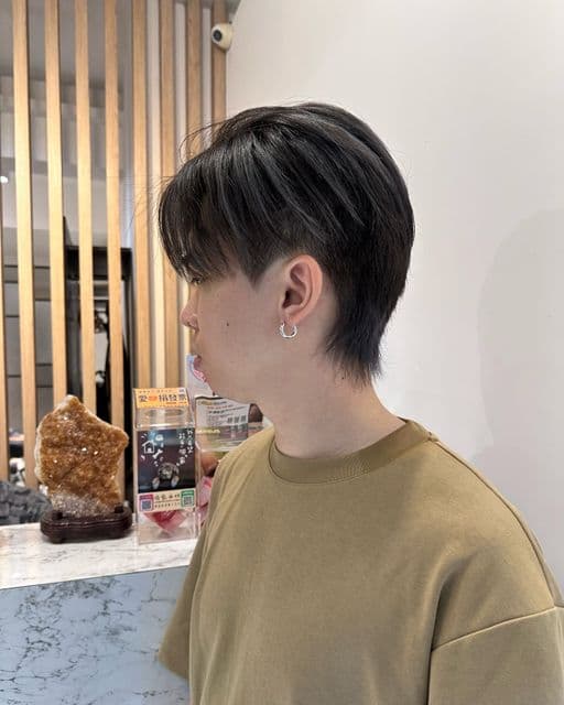 男生短髮、長瀏海、男生染髮