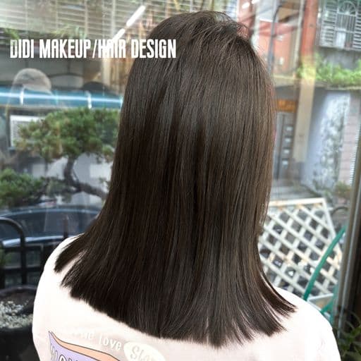 女生中長髮、長瀏海、女生燙髮