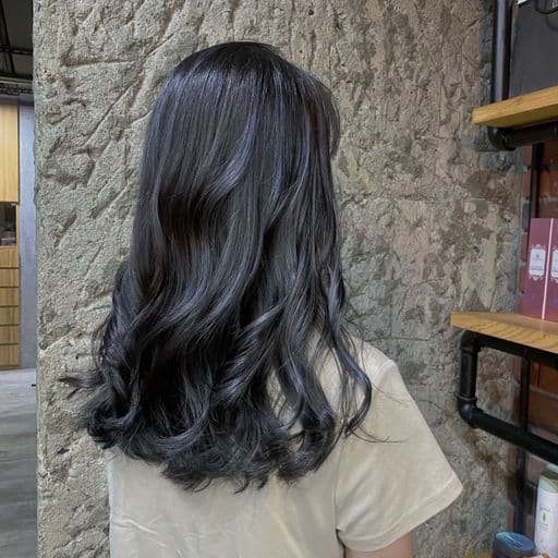 女生長髮、女生染髮、漂色