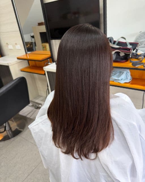 女生長髮、短瀏海、女生燙髮