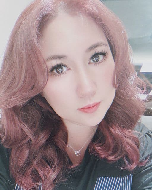 女生長髮、長瀏海、女生染髮