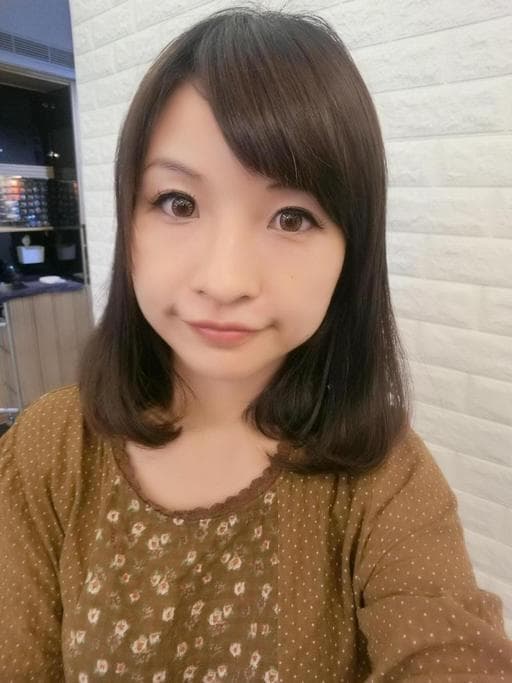 女生中長髮、超好整理、手撥卷