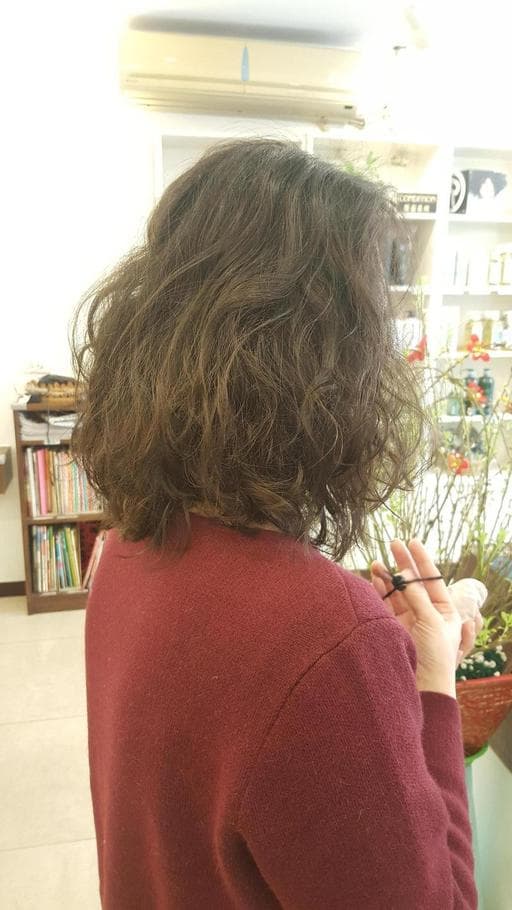 女生短髮、質感、浪漫大卷