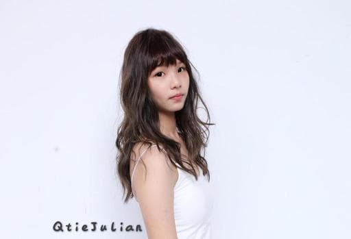 女生長髮、質感、線條感