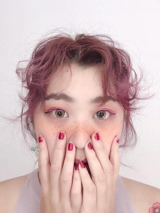 女生短髮、特殊色、歐美感