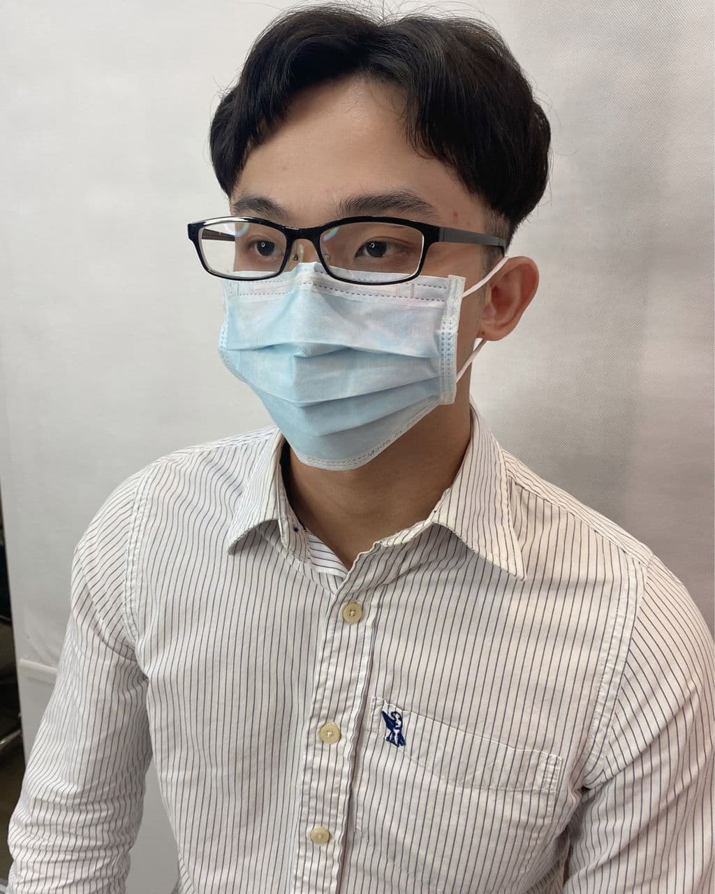 男生卷髮
