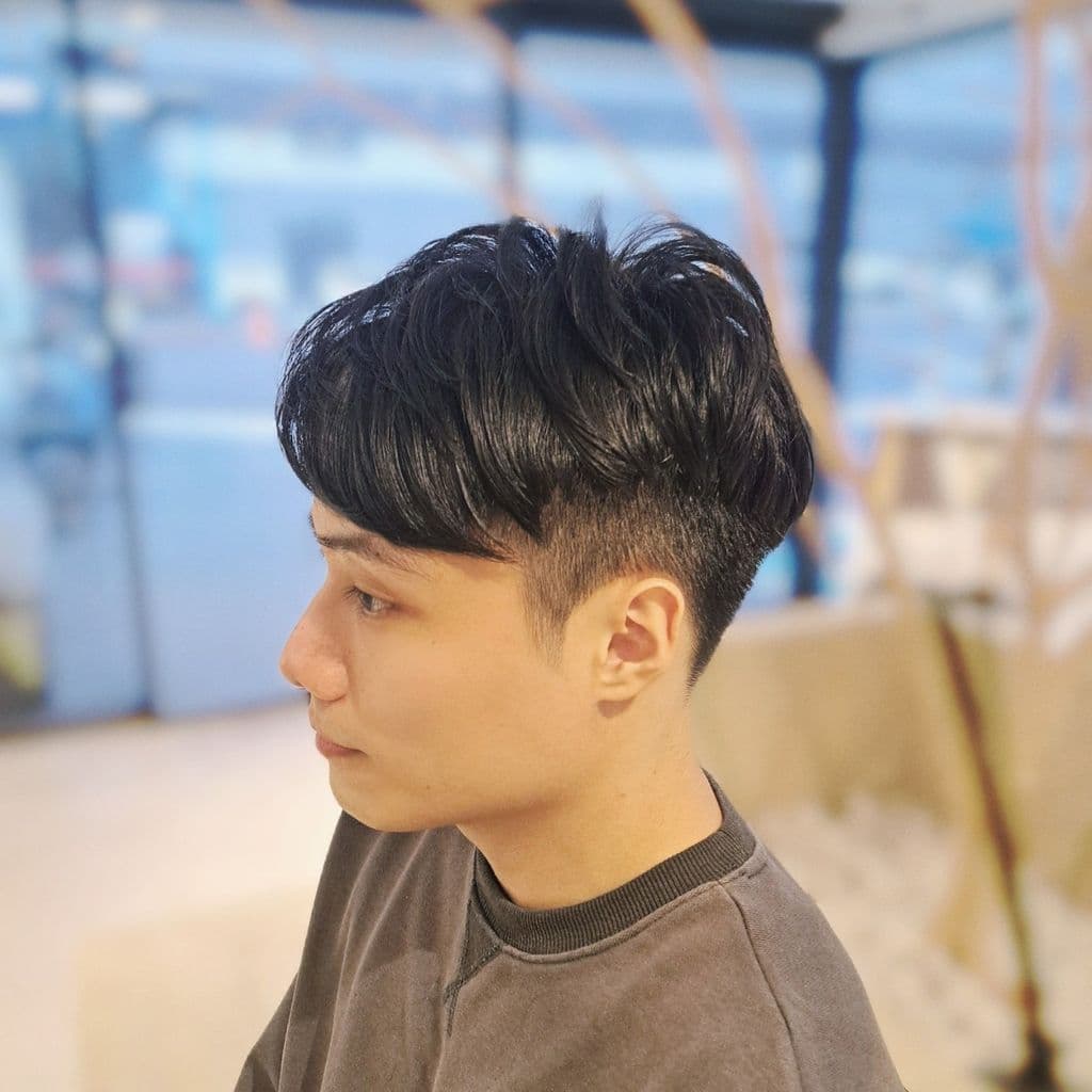 男生染燙