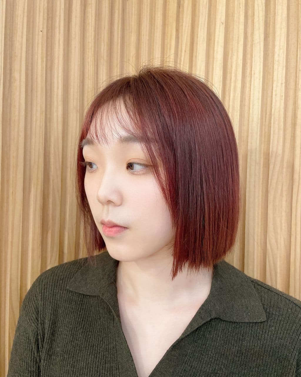 莓果紅髮色