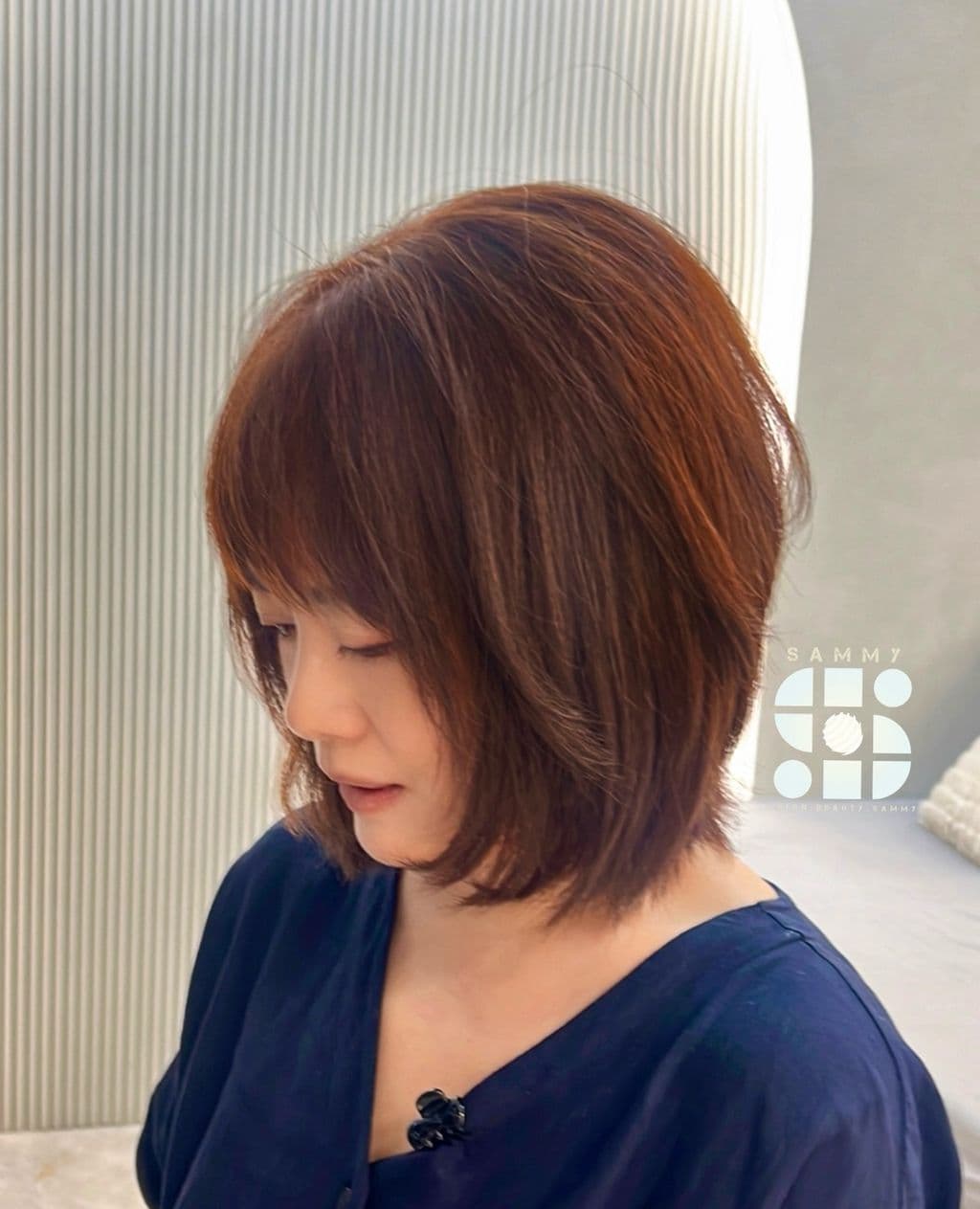女生染燙
