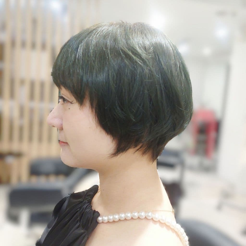 女生染燙