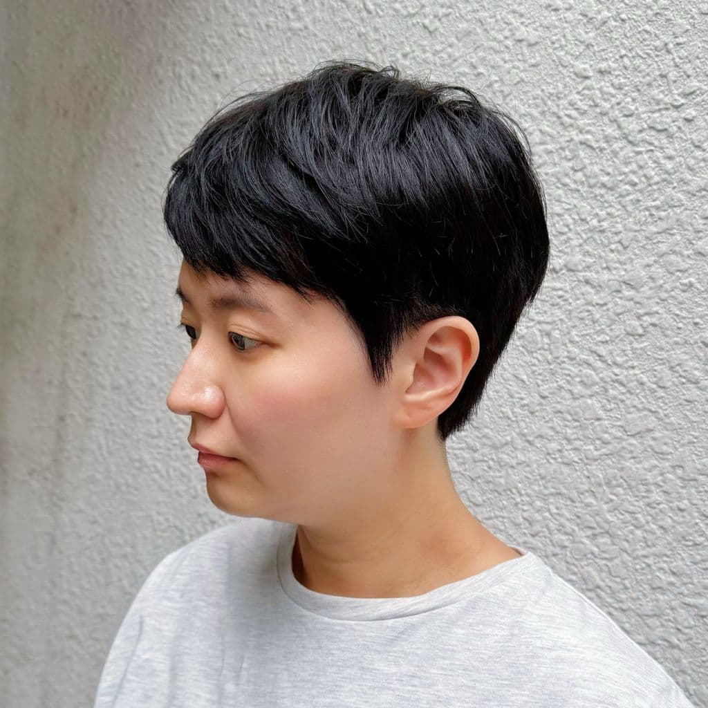 女生極短髮