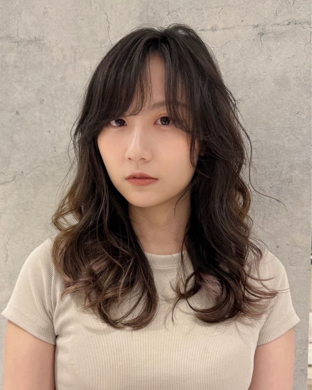 女生燙髮
