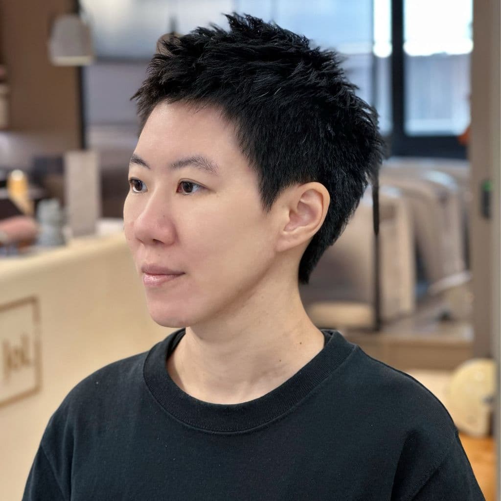 女生極短髮