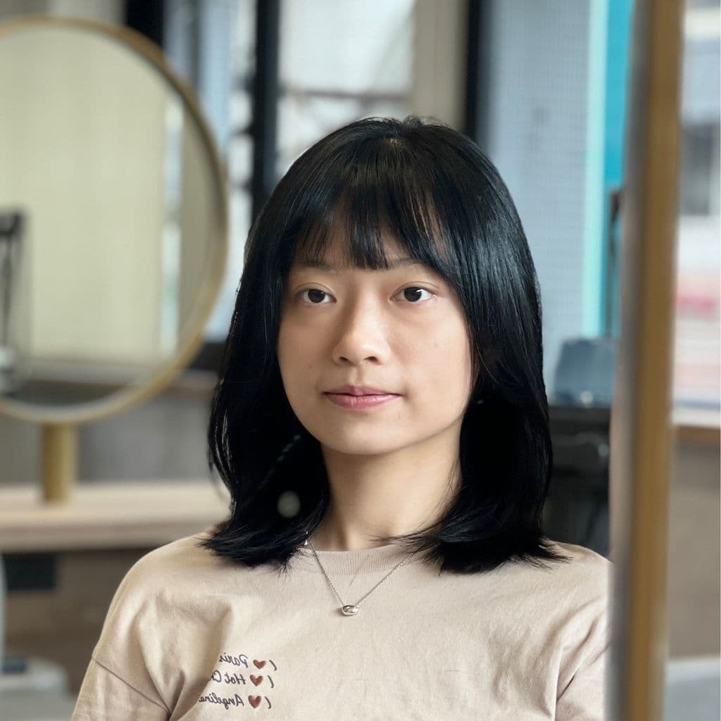 女生中長髮