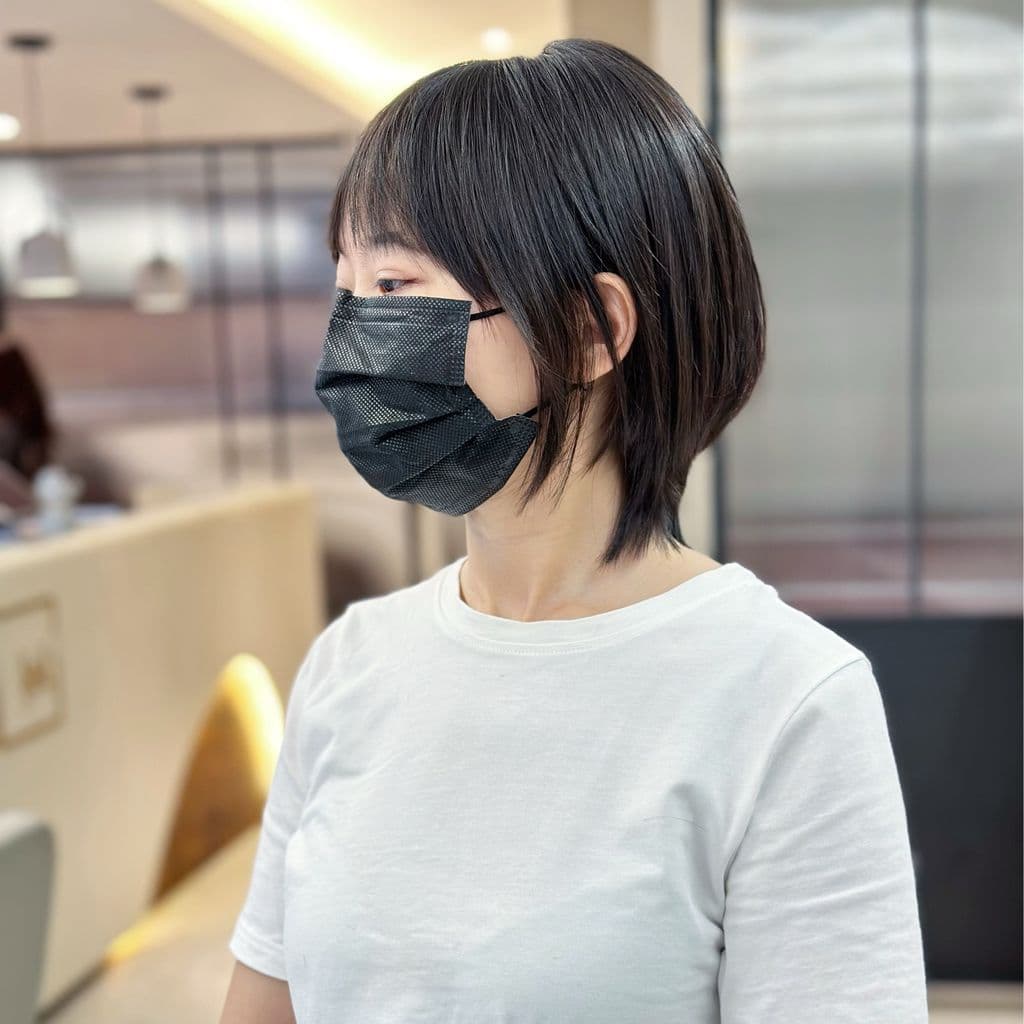 及肩髮