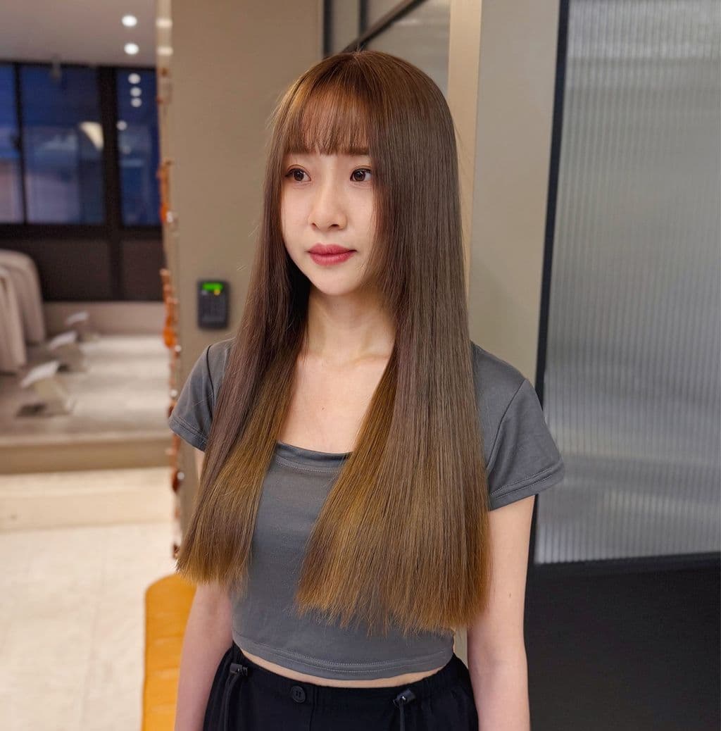 女生染髮