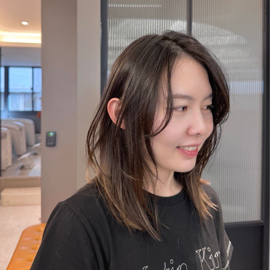 女生中長髮