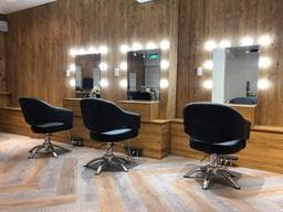 brush hair salon 
