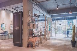 CRE.a salon C.M Taipei hair cafe
