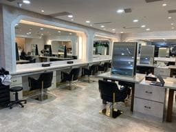 ADAMANT HAIR SPACE 專業沙龍 - 旗艦店