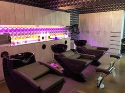 WIN HAIR SALON