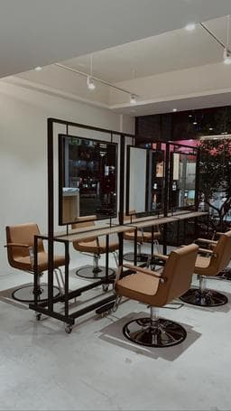 分亻 Duty Hair Salon
