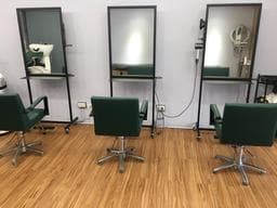 剪燙專門店