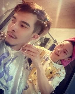 日式威廉髮藝集團