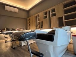 Doreen hair coffee salon