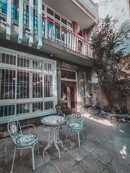 空白 ｜ BLANK • Cafe & Hair