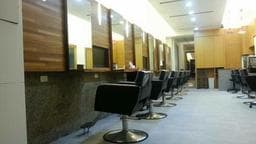 QMI HAIR SALON